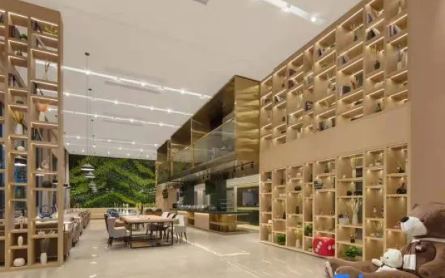 Weiyi Hotel