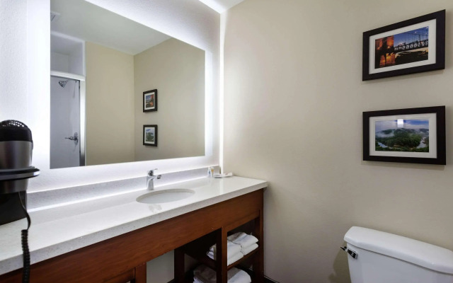 Comfort Suites Bowling Green Southeast