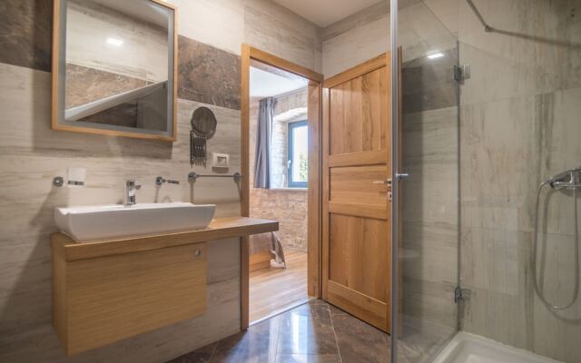 Stunning Villa in Kringa With Swimming Pool