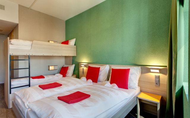 MEININGER Hotel Amsterdam City West