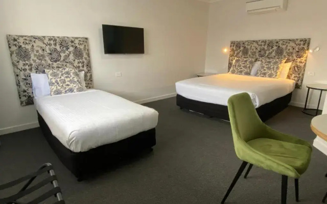 Comfort Inn Bay Waterfront