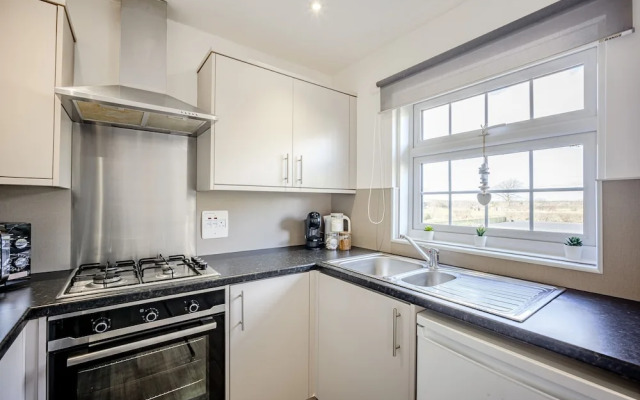 Impeccable 2-bed Apartment in Carlisle