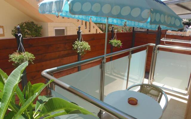 Villa Angelica Studios & Apartments