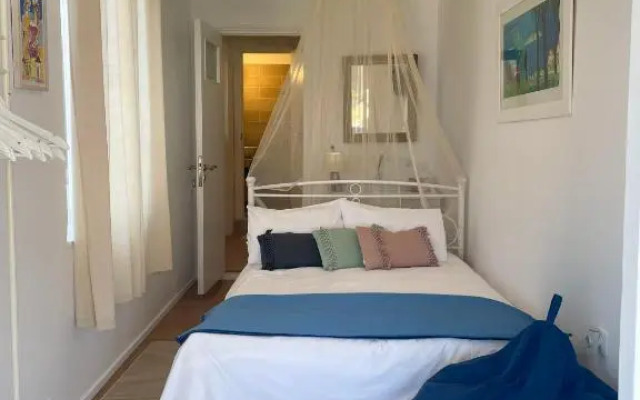 Zoe Apartments No 6 , Hydra Island Greece