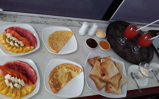 Romance Hills Hotel