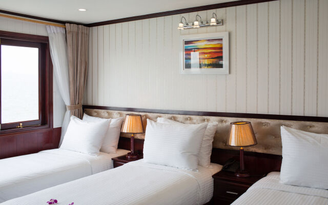 Halong Silversea Cruise