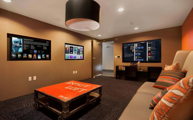 Oakwood Seattle South Lake Union