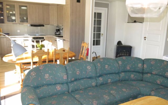 Holiday Home Øydnablikk (SOW253)