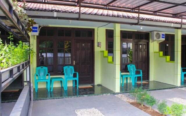 A&a Inn by OYO Rooms