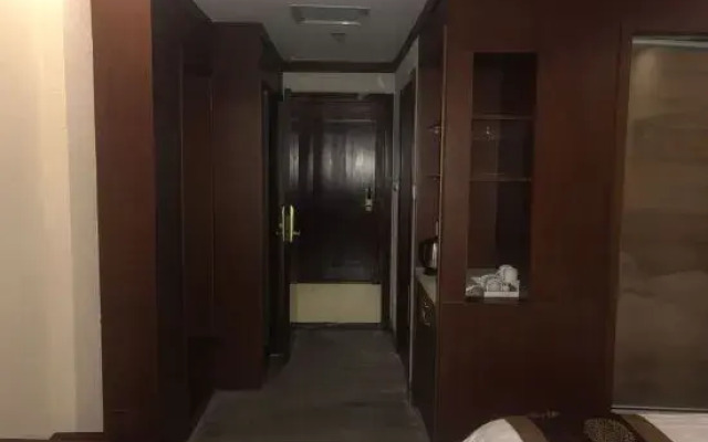 Mount Sanqing Tianlun International Hotel