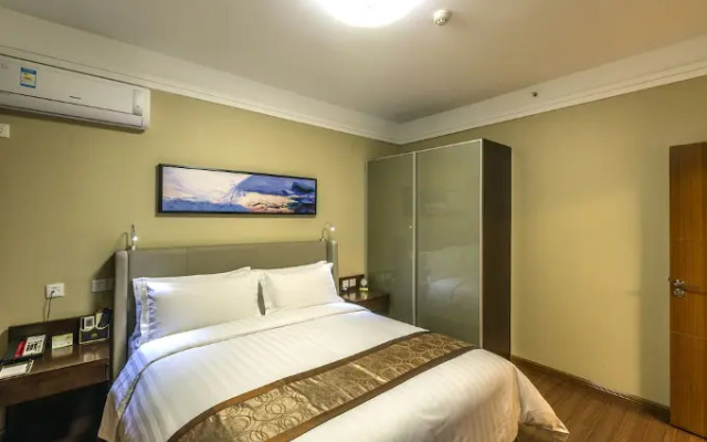 Jinjiang Peninsula Seasons Hotel