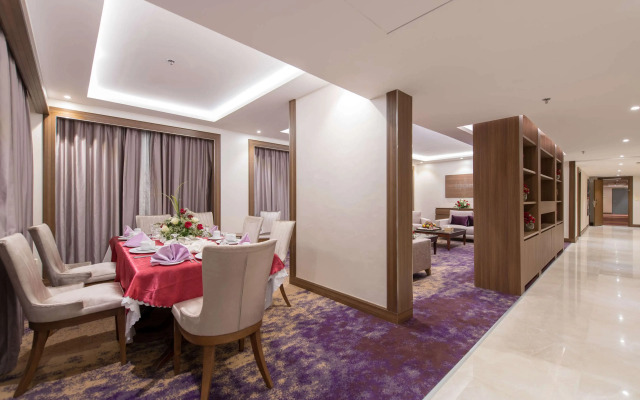 Ramada by Wyndham Continental Jeddah