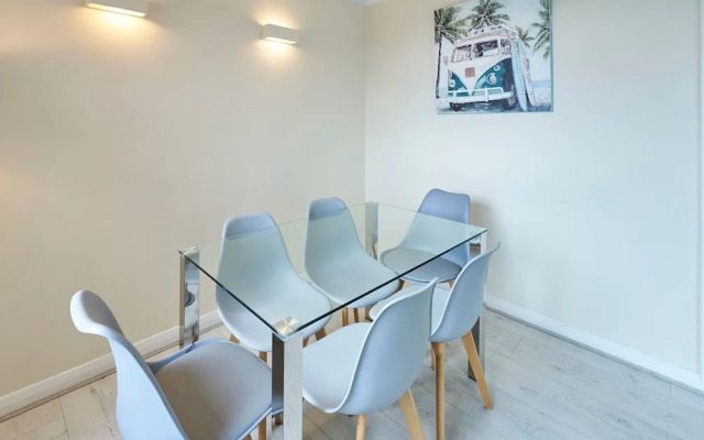 Host Stay Saltdean Sea View