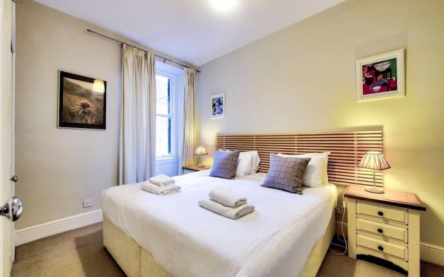 Perfect Location! Charming Rose St Apt for Couples