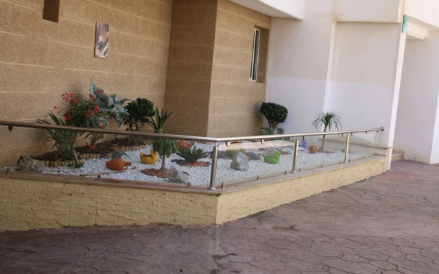 Bouznika Apartment 2021