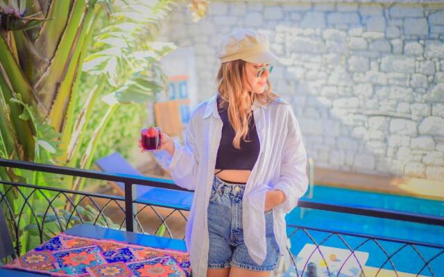 9 Alacati Boutique Hotel