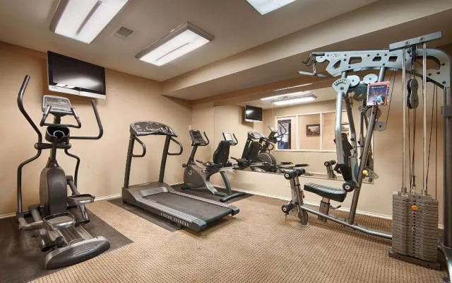 Best Western Plus Main Street Inn