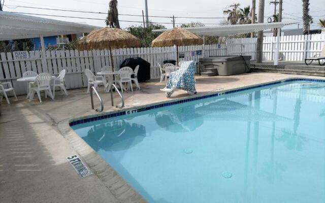 Amelia's Landing Hotel