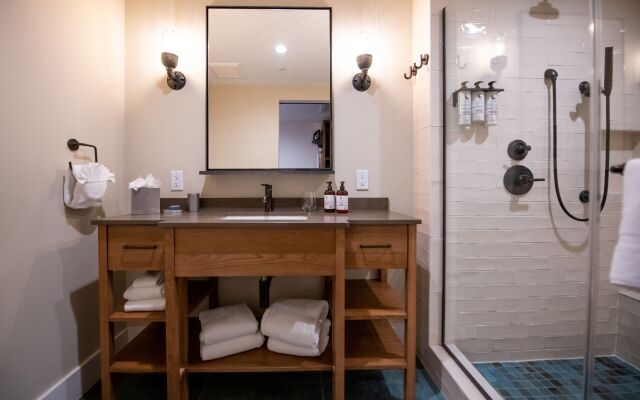 The Perry Hotel & Marina Key West