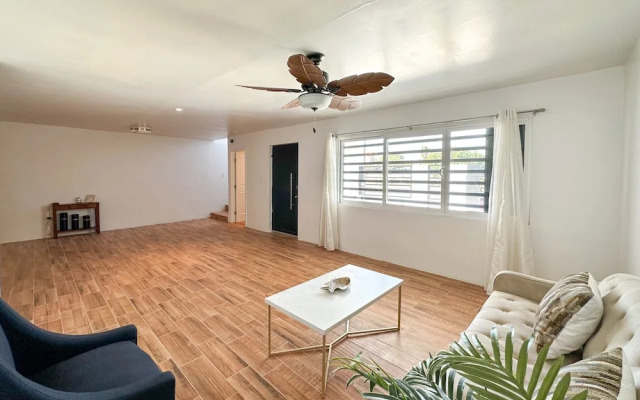 Spacious 3BR House Near Iconic Sandy Beach