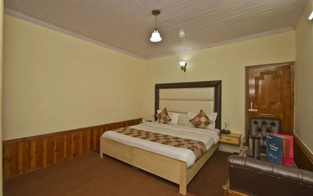 Hotel Pine Grove