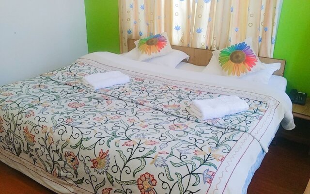Pawan Guest House