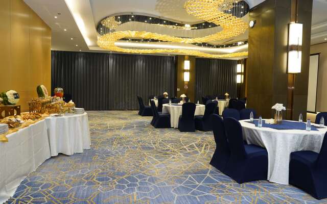 Best Western Plus Danat Almansak Hotel