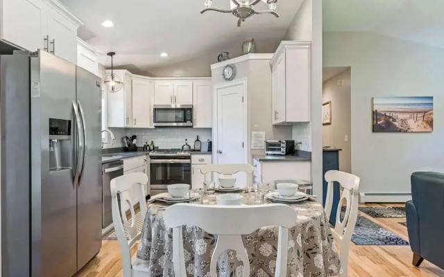 Tranquil Tides Home for 8!