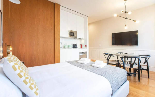 Cute & Bright Flat w/ AC by LovelyStay