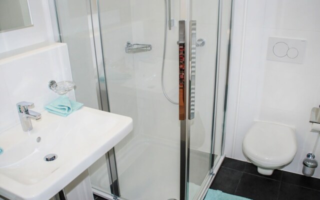 Laville B-1-2 Locarno