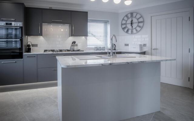 Gower View - 4 Bedroom Luxurious Holiday Home - Saundersfoot