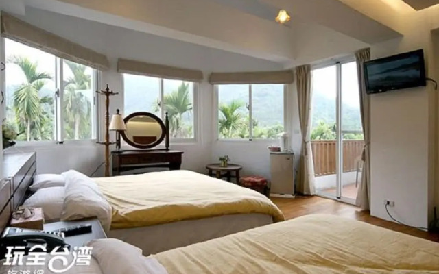 Nunu Haus Guest House