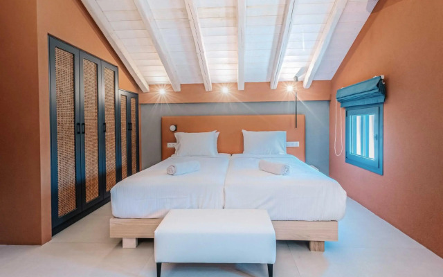 Tessera Villas Collection