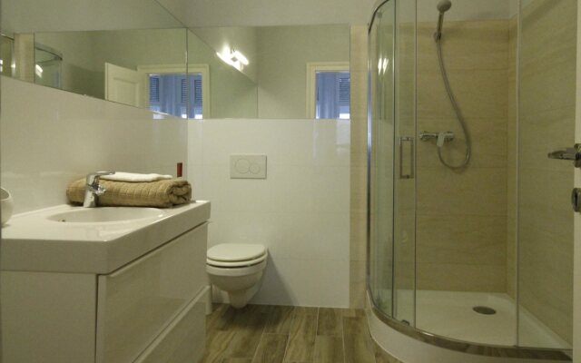 Guesthouse No. 7.