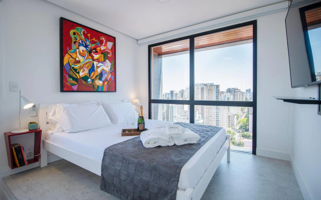 Duplex em Pinheiros com Vista Incrível, Piscina, AC