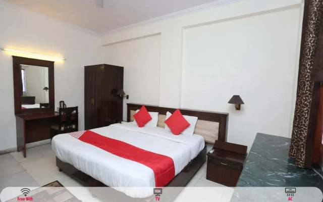 Hotel Nuova By OYO Rooms