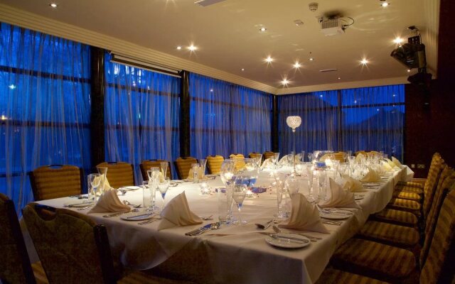 Warrington Fir Grove Hotel Sure Hotel Collection by BW