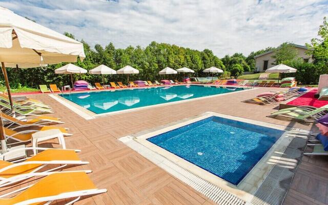 Legend Park Hotel
