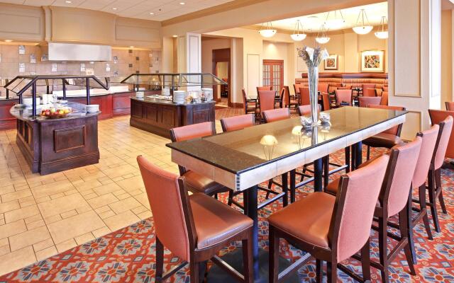 Crowne Plaza Dallas Market Ctr - Love Field by IHG