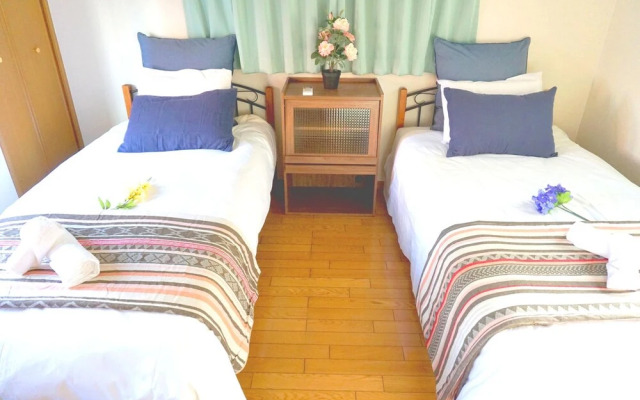 Namba Tsutenkaku Warm Villa WS-1