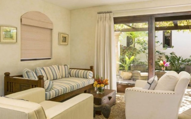 Casa Costa  by Cabo Platinum
