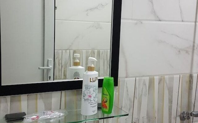 OYO 756 Love Hotel