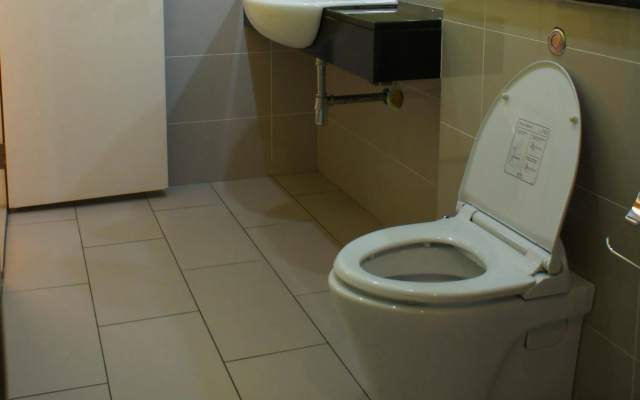 Infinity Service Suite – Bathroom – Kuala Lumpur