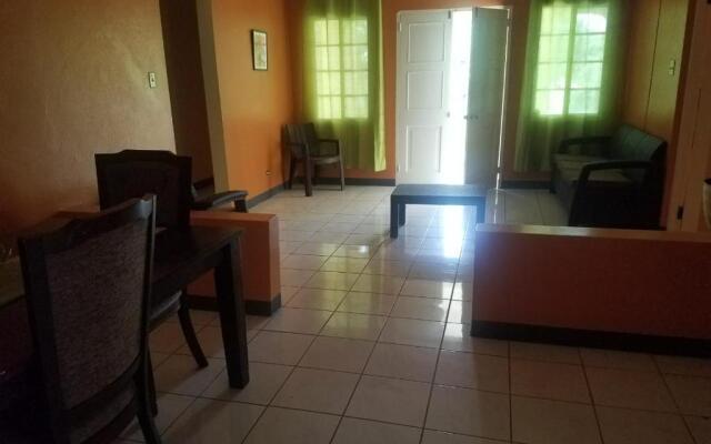 Unity Villa Near Montego Bay and Beaches free WiFi 2bedrooms