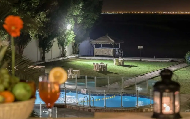 Sunbeash resort