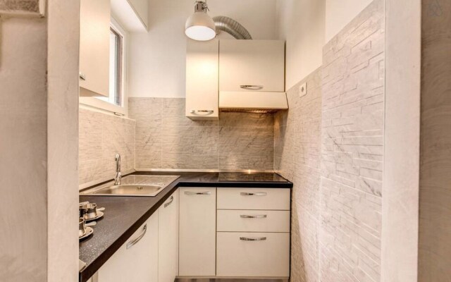 Lovely Renovated Flat Very Close to St. Peter