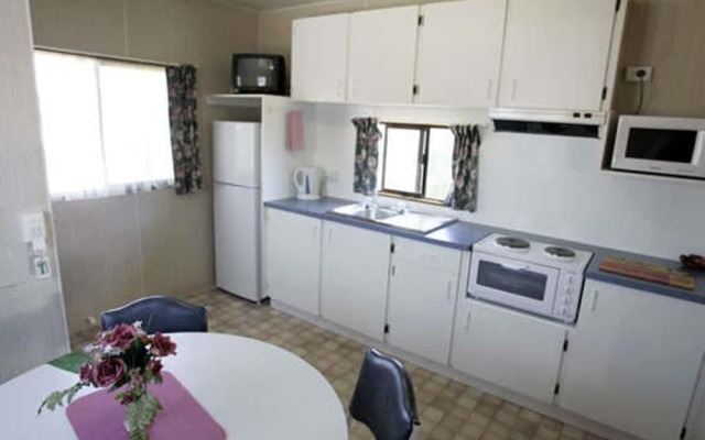 Waters Edge Holiday Park