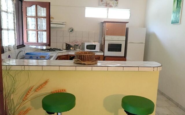 Apartment With 5 Bedrooms in Le Gosier, With Pool Access, Enclosed Gar