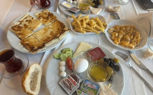 Adri̇ati̇k Resi̇dence