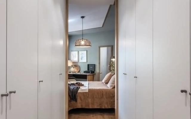 Sabina - 1 Bedroom and Terrace in Almagro